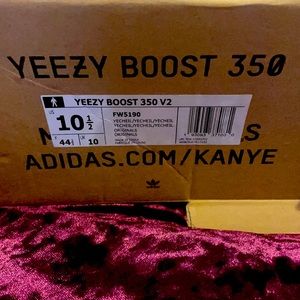 Yer you boost 350 v2 men’s 10 1/2